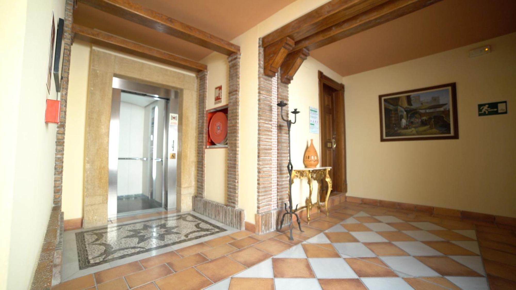 Villanueva de las Torres Balneario De Alicun De Las Torres מראה חיצוני תמונה