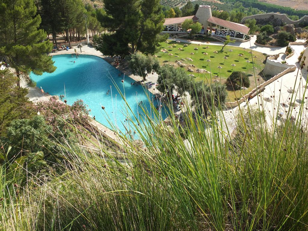 Villanueva de las Torres Balneario De Alicun De Las Torres מראה חיצוני תמונה